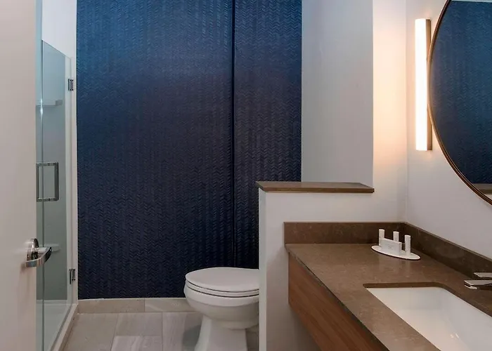 Hotel Fairfield & By Marriott Chicago O'hare