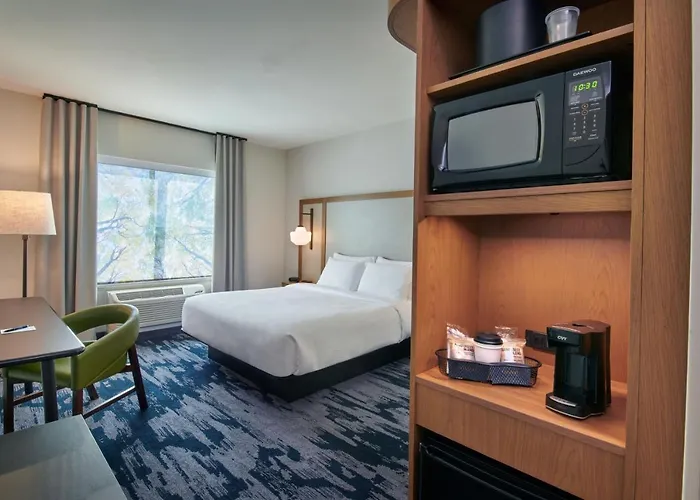 Hotel Fairfield & By Marriott Chicago O'hare Des Plaines