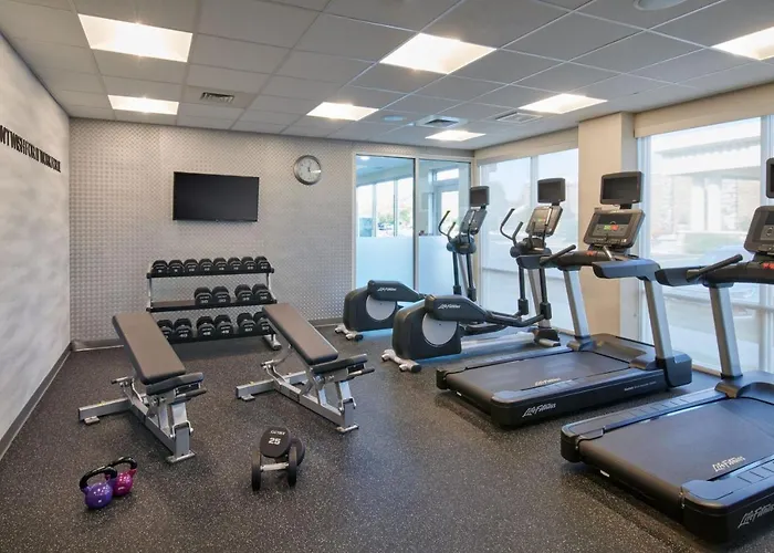 Hotel Fairfield & By Marriott Chicago O'hare